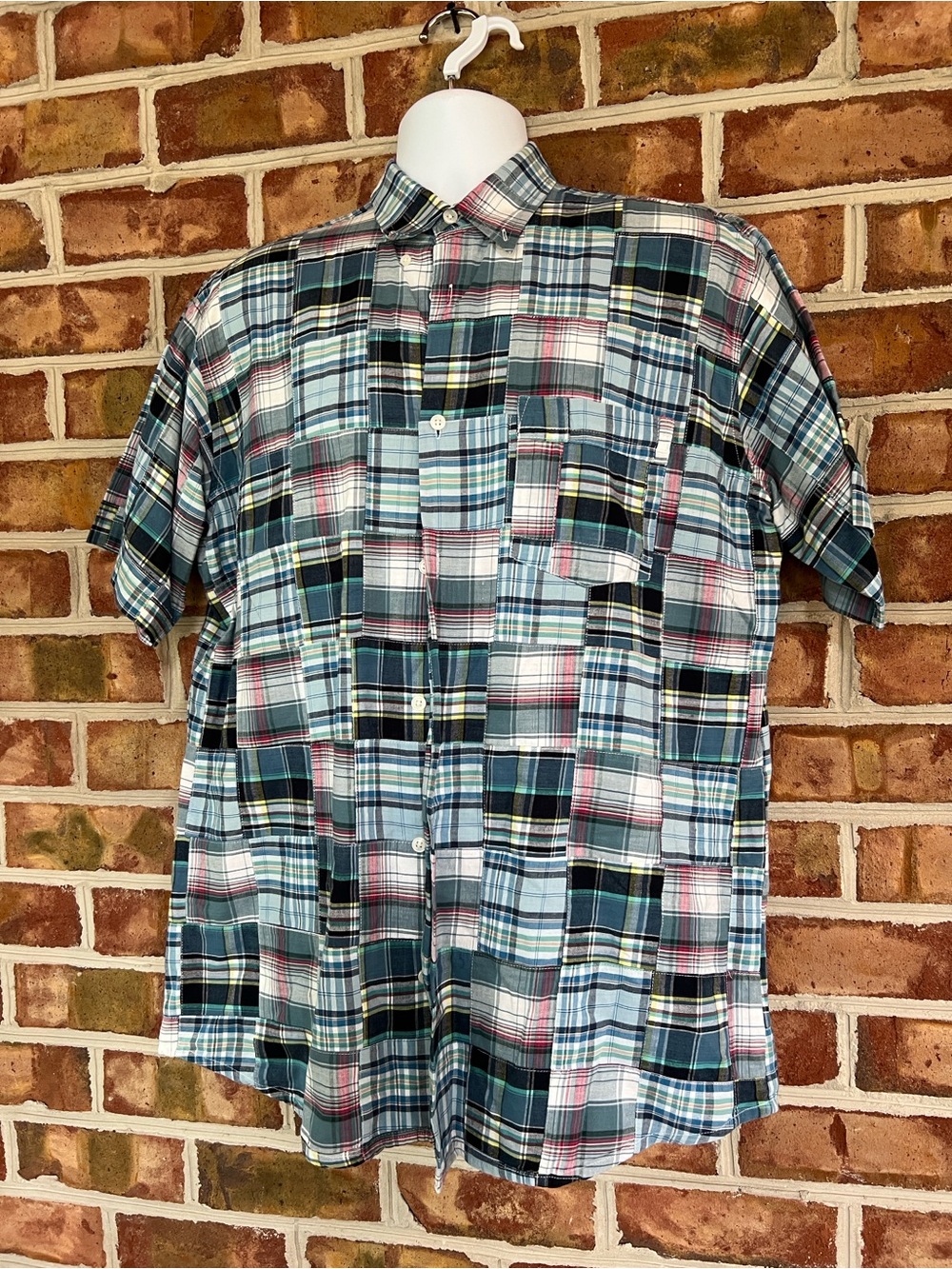 Johnston & Murphy Multi-Color Patchwork Plaid Short-Sleeve Button-Down. Medium
